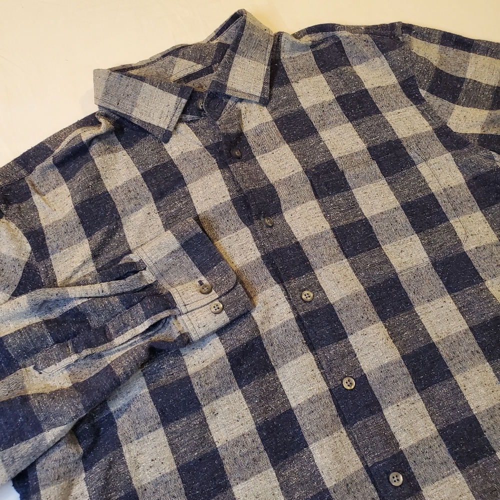 Johnnie-O Men's XL Hangin' Out Long Sleeve Button Up Navy Gray Buffalo Plaid